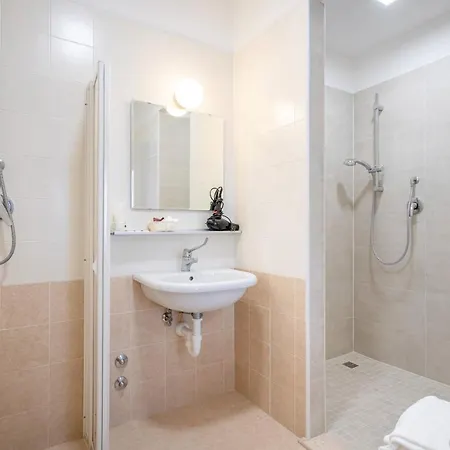 Palladio 2* קאורלה